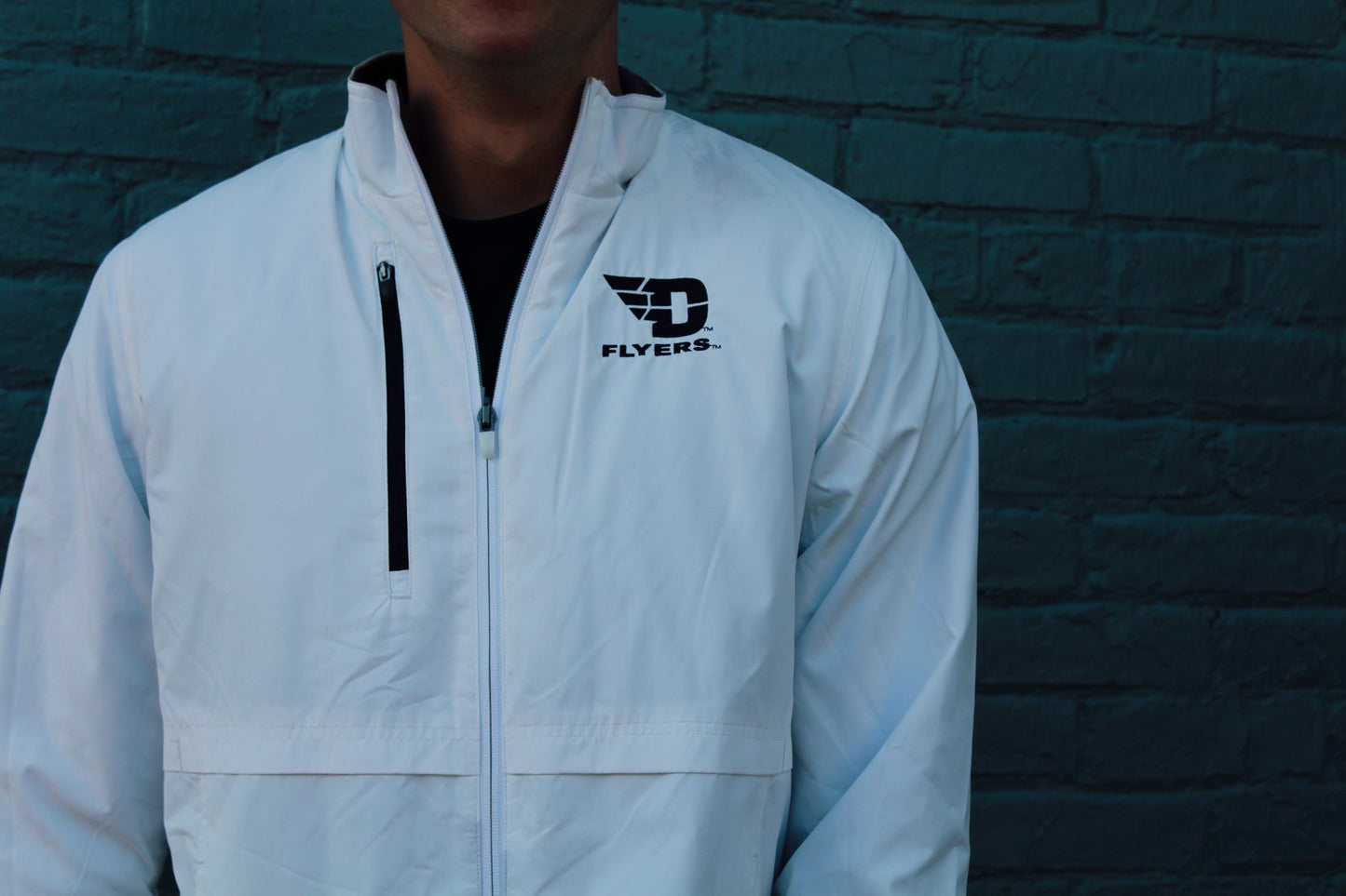 Flyers 1/2 Zip Windbreaker